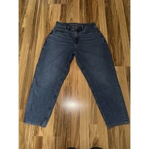 American Eagle Jeans Women's 4 Short Mom Jean Stretch